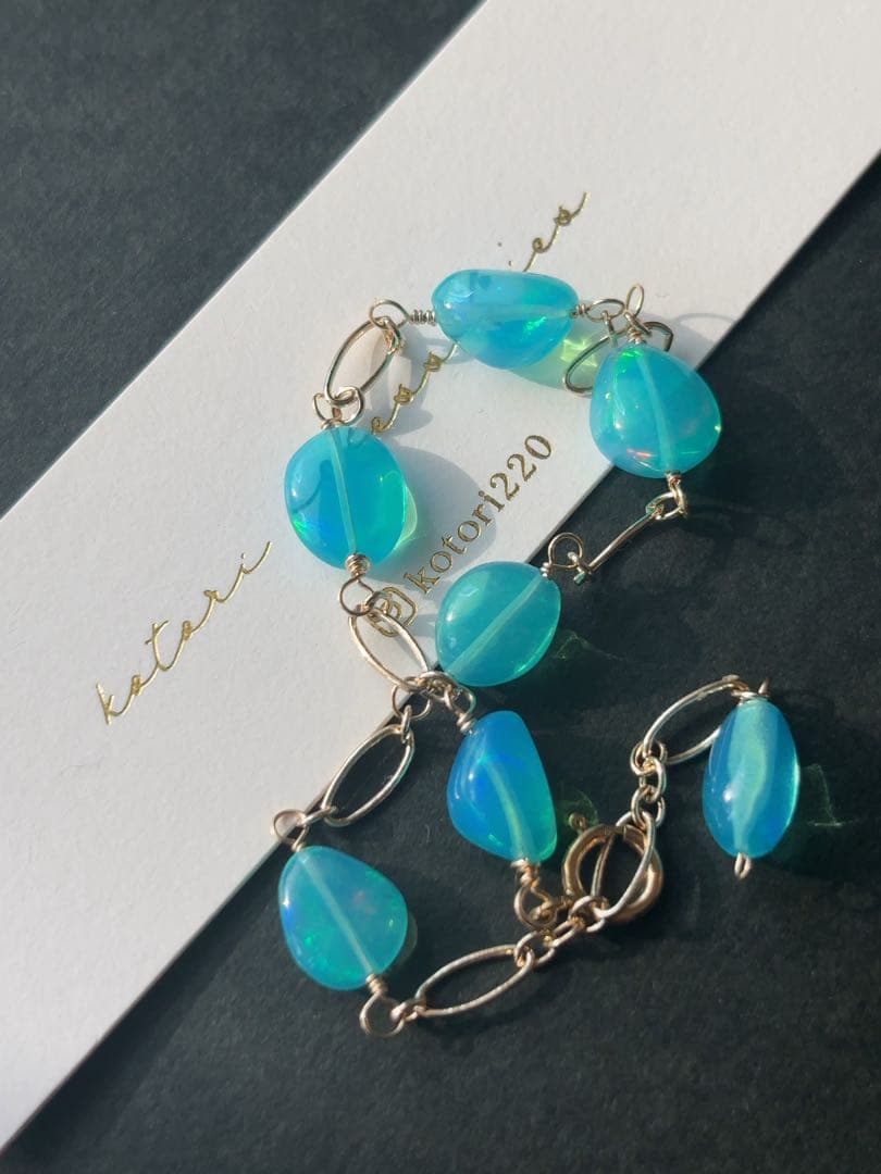 B88 シーブルーカラーオパールブレスレット