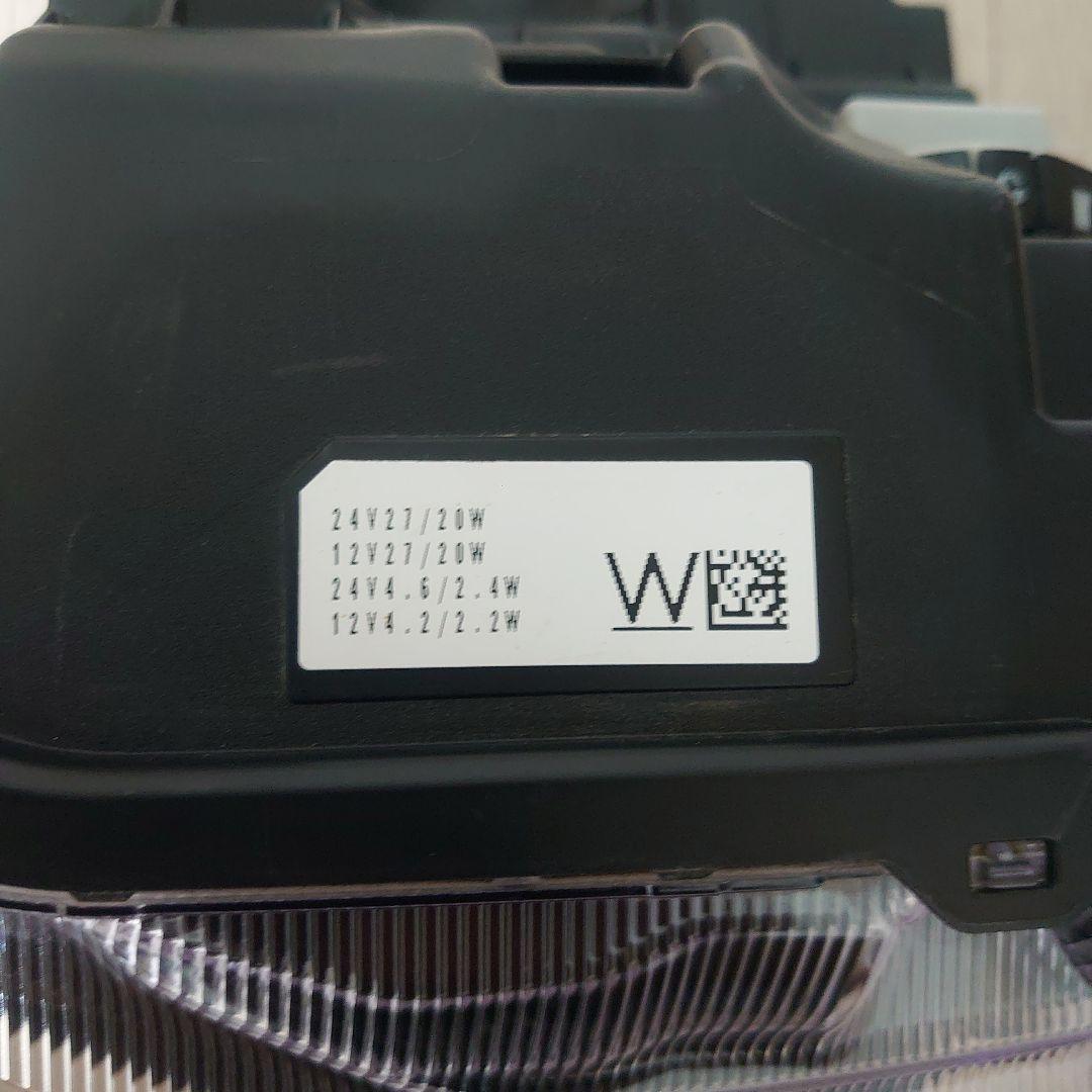 いすゞ エルフ 現行モデル右側LEDヘッドライト