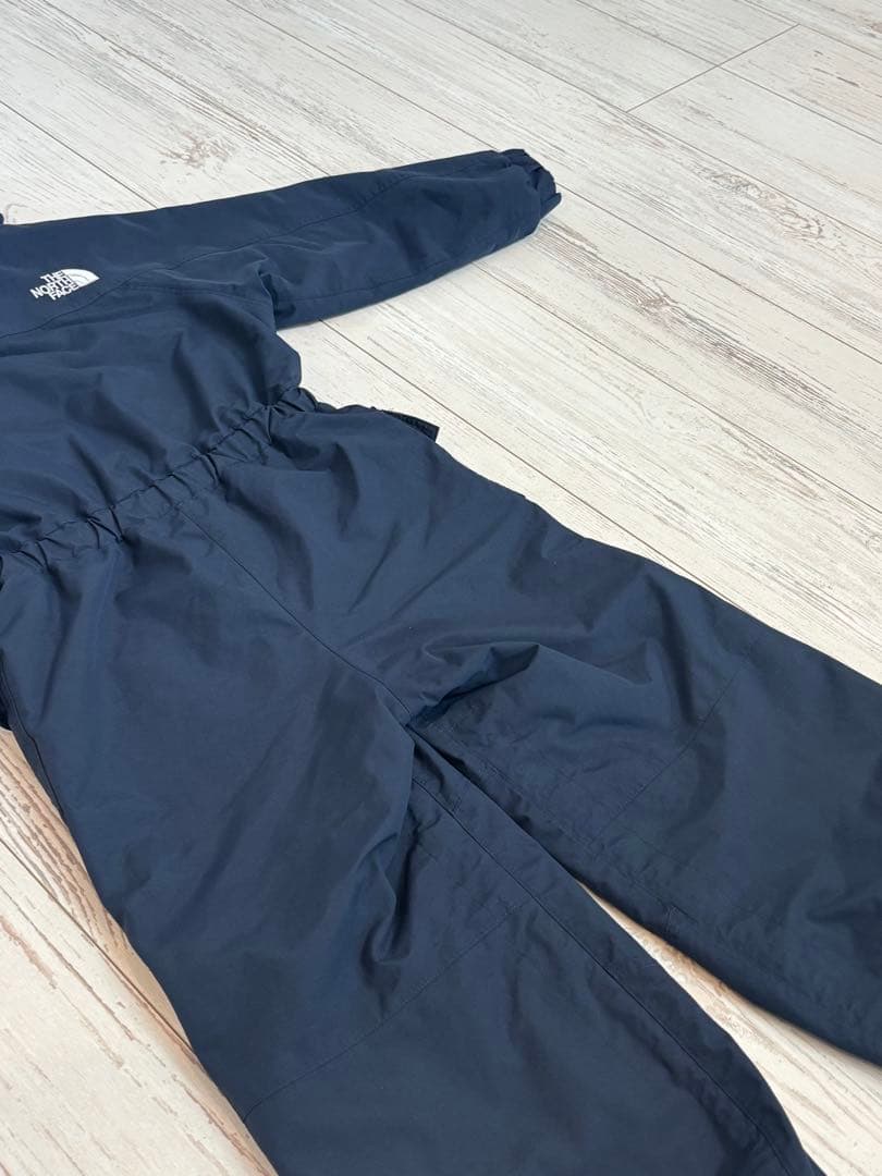 【ハイシーズン前にちょっとお値下げ】110大人気ノースフェイス子供スキーウェア紺