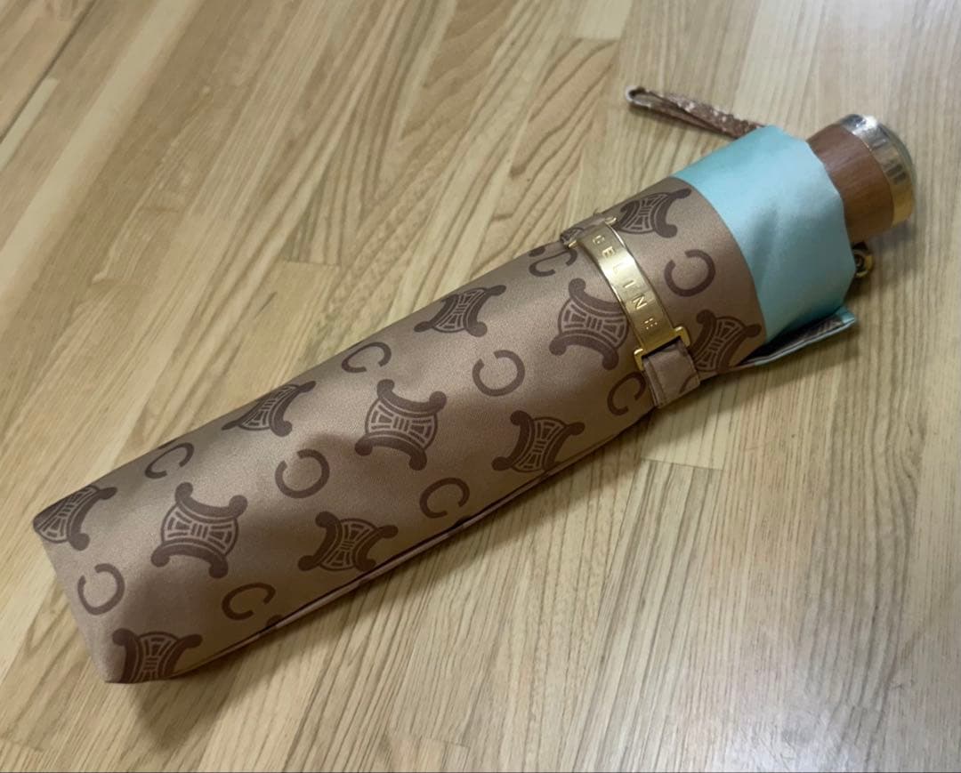 【匿名配送】【美品】CELINE セリーヌ 折りたたみ傘 コンパクト三つ折り傘