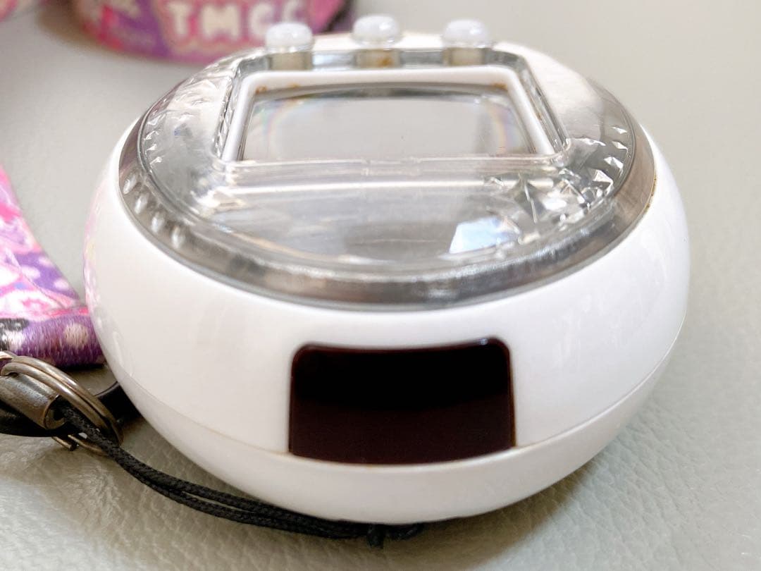 misa様フォロー割専用 たまごっち　IDL 新品電池付き　ストラップ無し