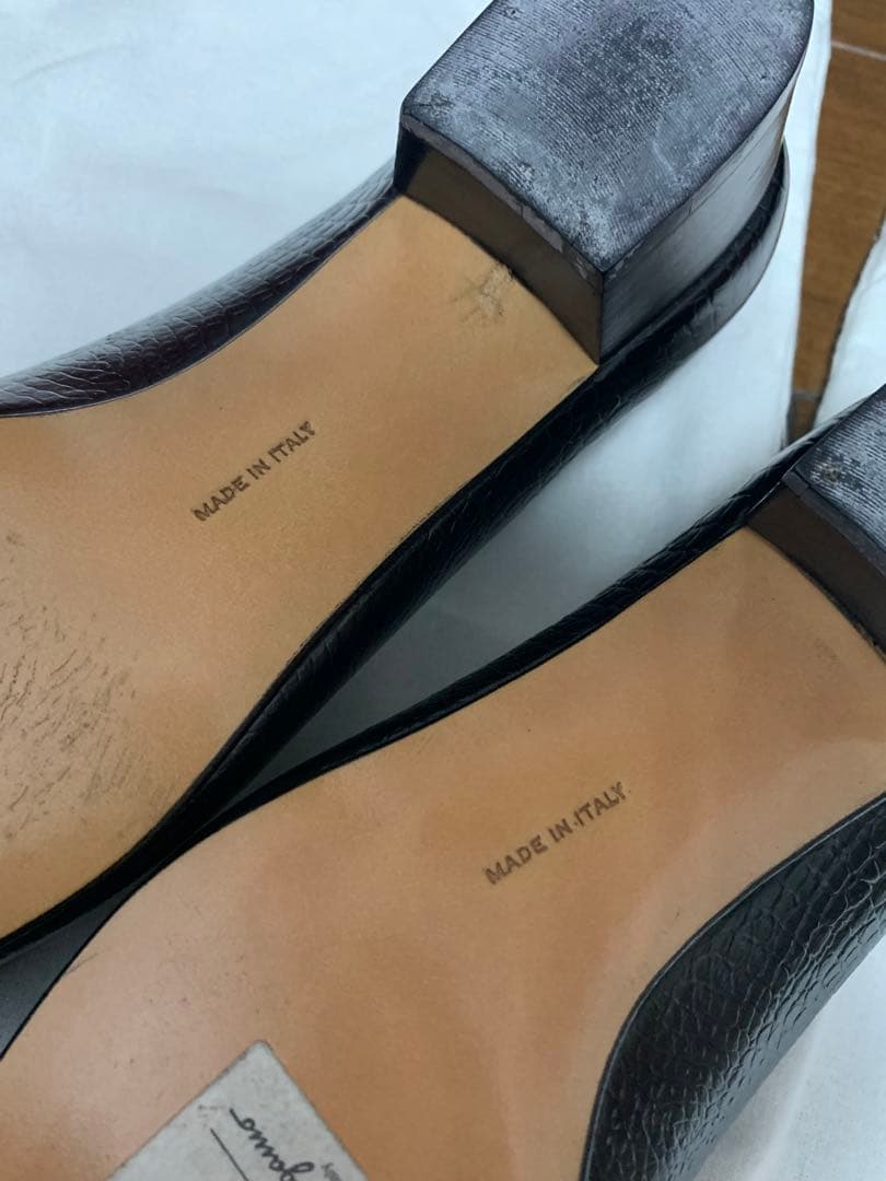 サルヴァトーレフェラガモ　ヴァラリボンパンプス　5 1/2 C