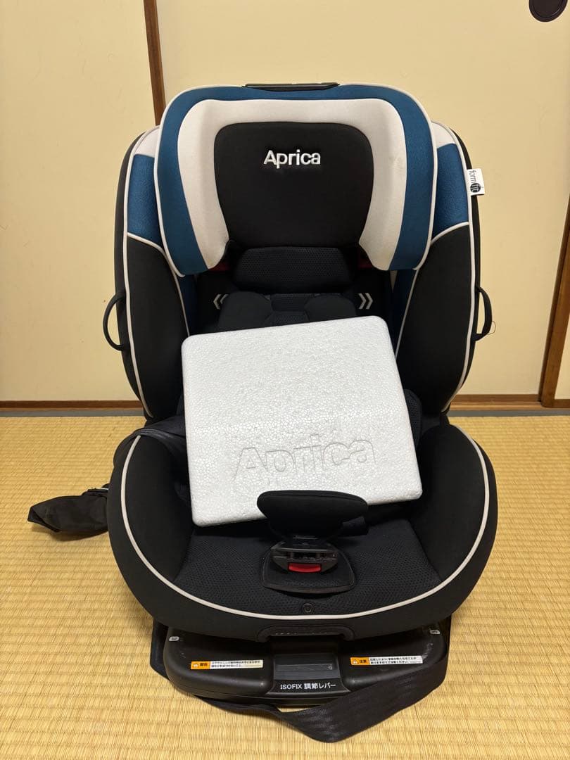 アップリカ⭐︎ジュニアシート⭐︎フォームフィット