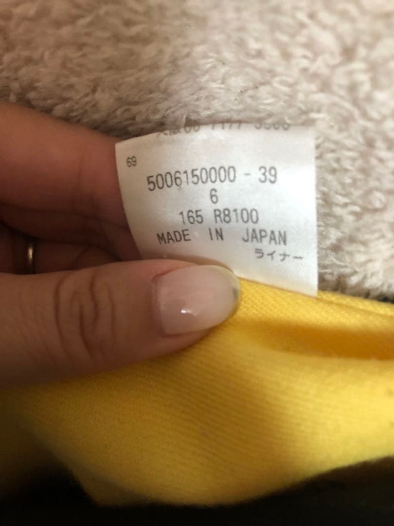 アクアスキュータム　トレンチコート　紺　ネイビー