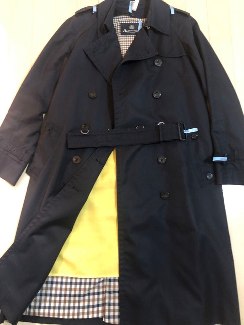 アクアスキュータム　トレンチコート　紺　ネイビー