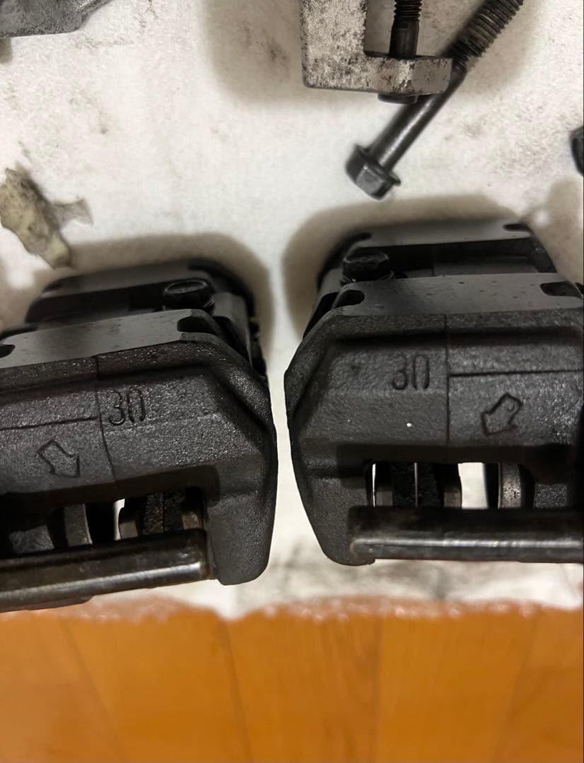 CBR400F キャリパー左右 キャリパーサポート CBX400F