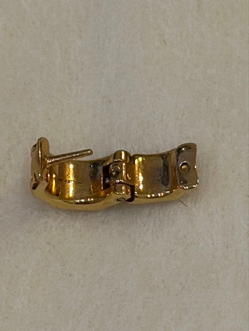 激レア商品 ルイヴィトン ブックル ドレイユ ピロー ナノグラム 片耳ピアス