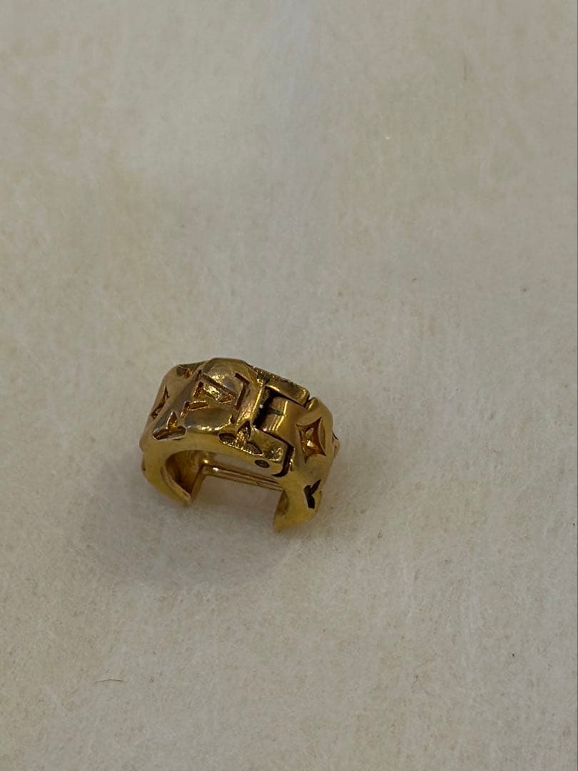 激レア商品 ルイヴィトン ブックル ドレイユ ピロー ナノグラム 片耳ピアス