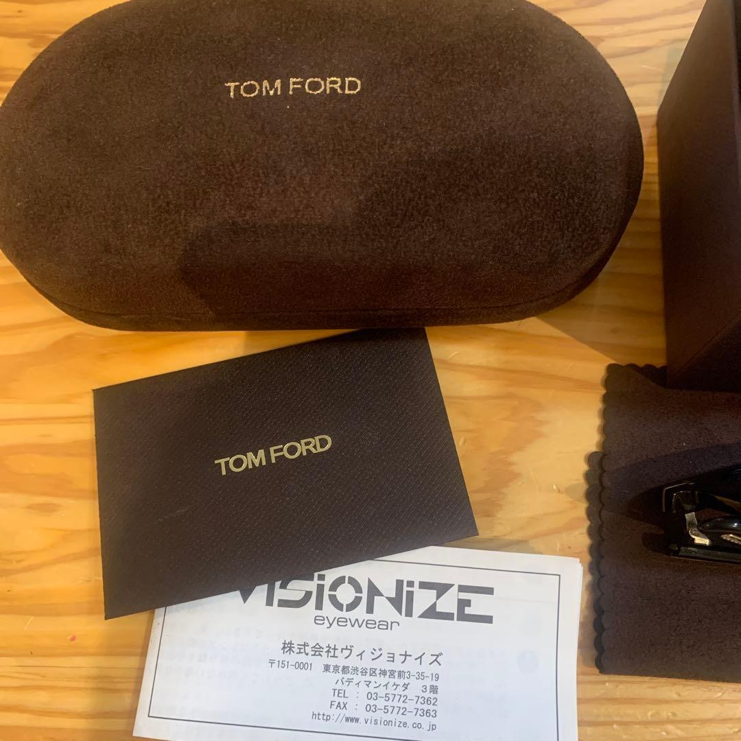 TOMFORDトムフォード TF751 01V POLARIZED サングラス