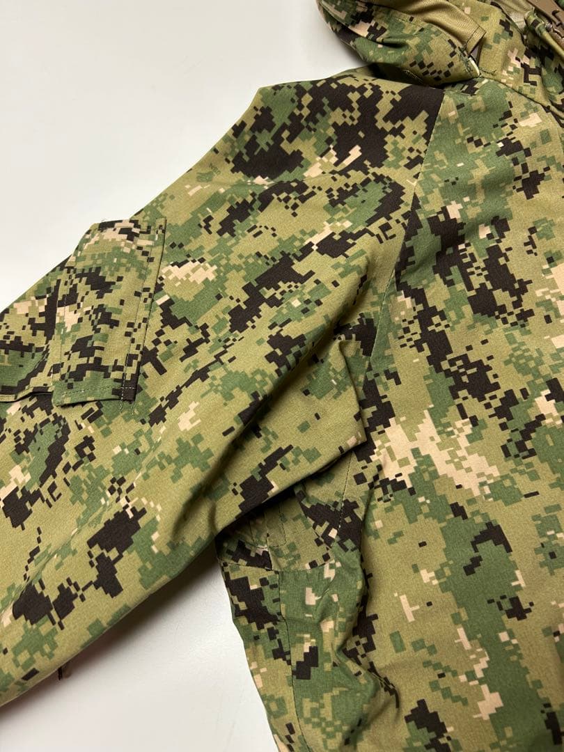 米軍実物　デジタルカモ　ミリタリージャケット　US.NAVY GORE-TEX