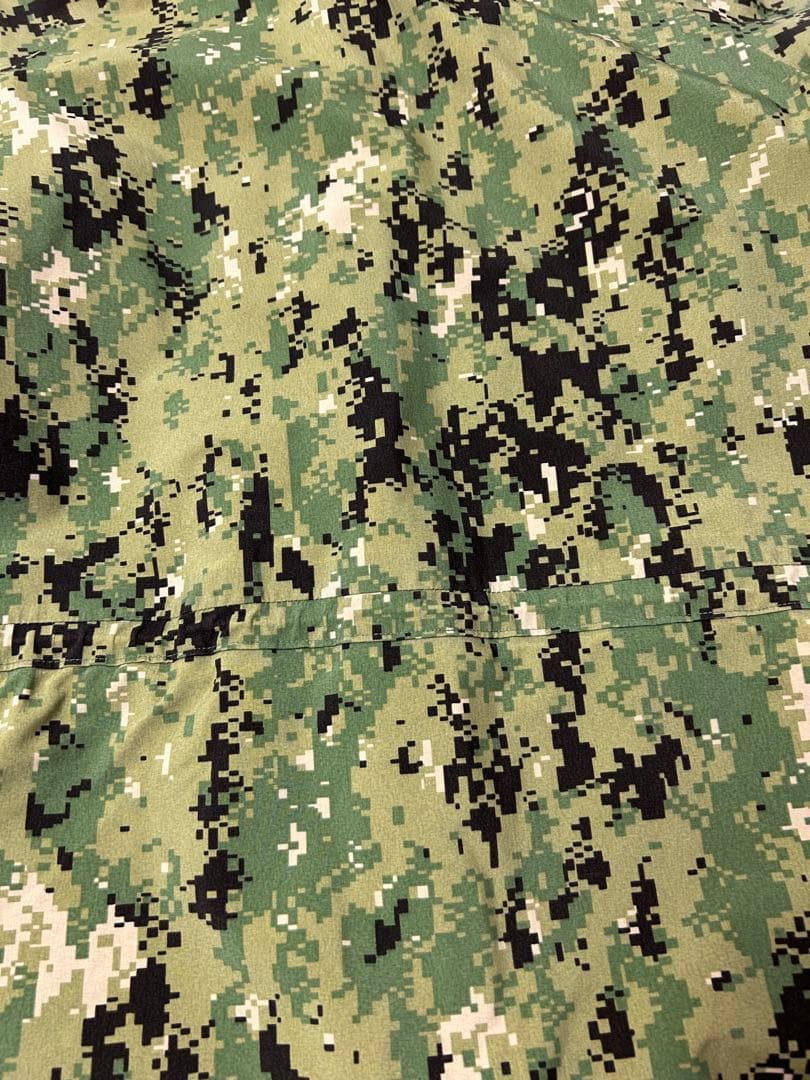 米軍実物　デジタルカモ　ミリタリージャケット　US.NAVY GORE-TEX