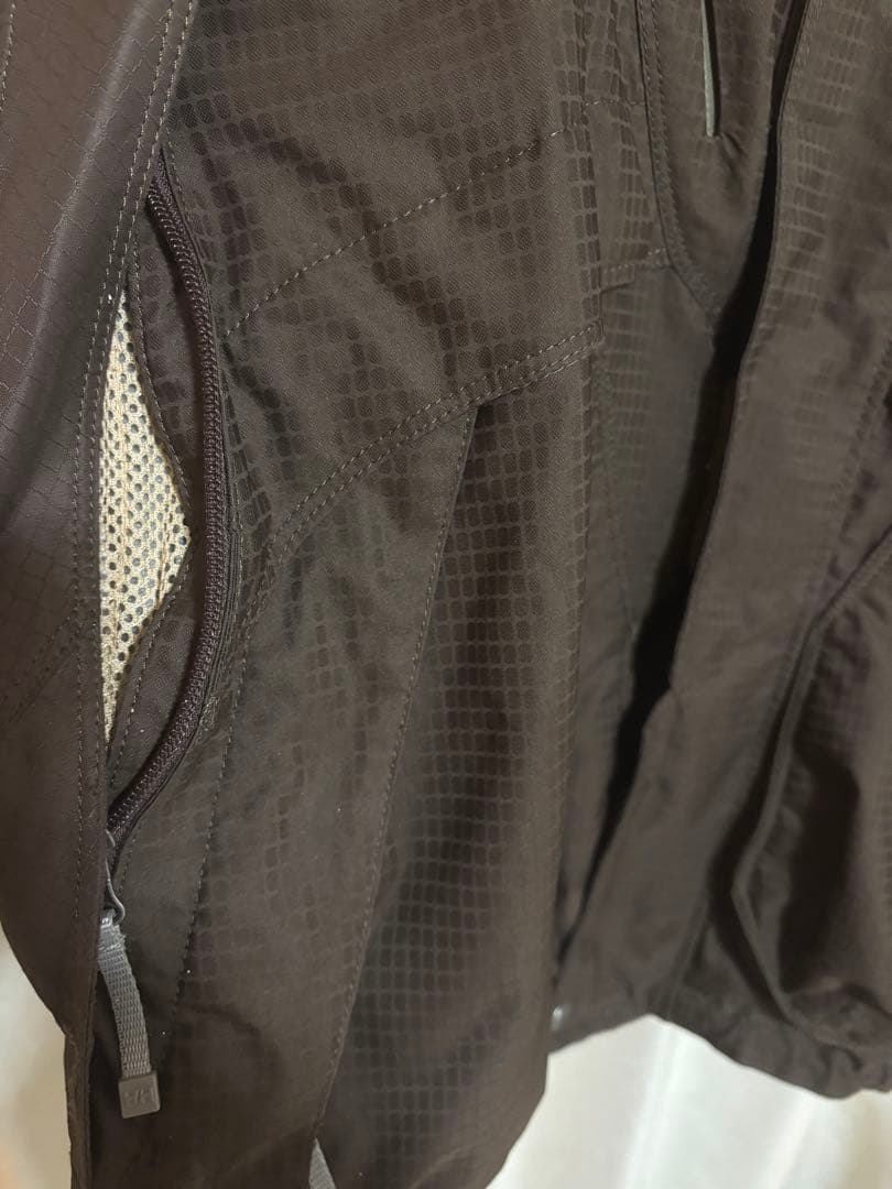 ヘリーハンセン　スノボウェア　上下セットアップ