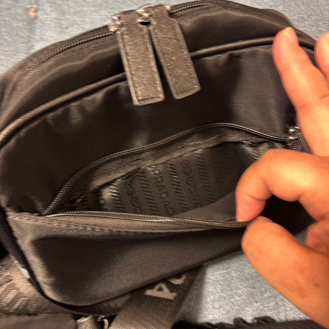 ノベルティ！！　難あり！！　プラダ　ショルダーバッグ　ノベルティ　ナイロン