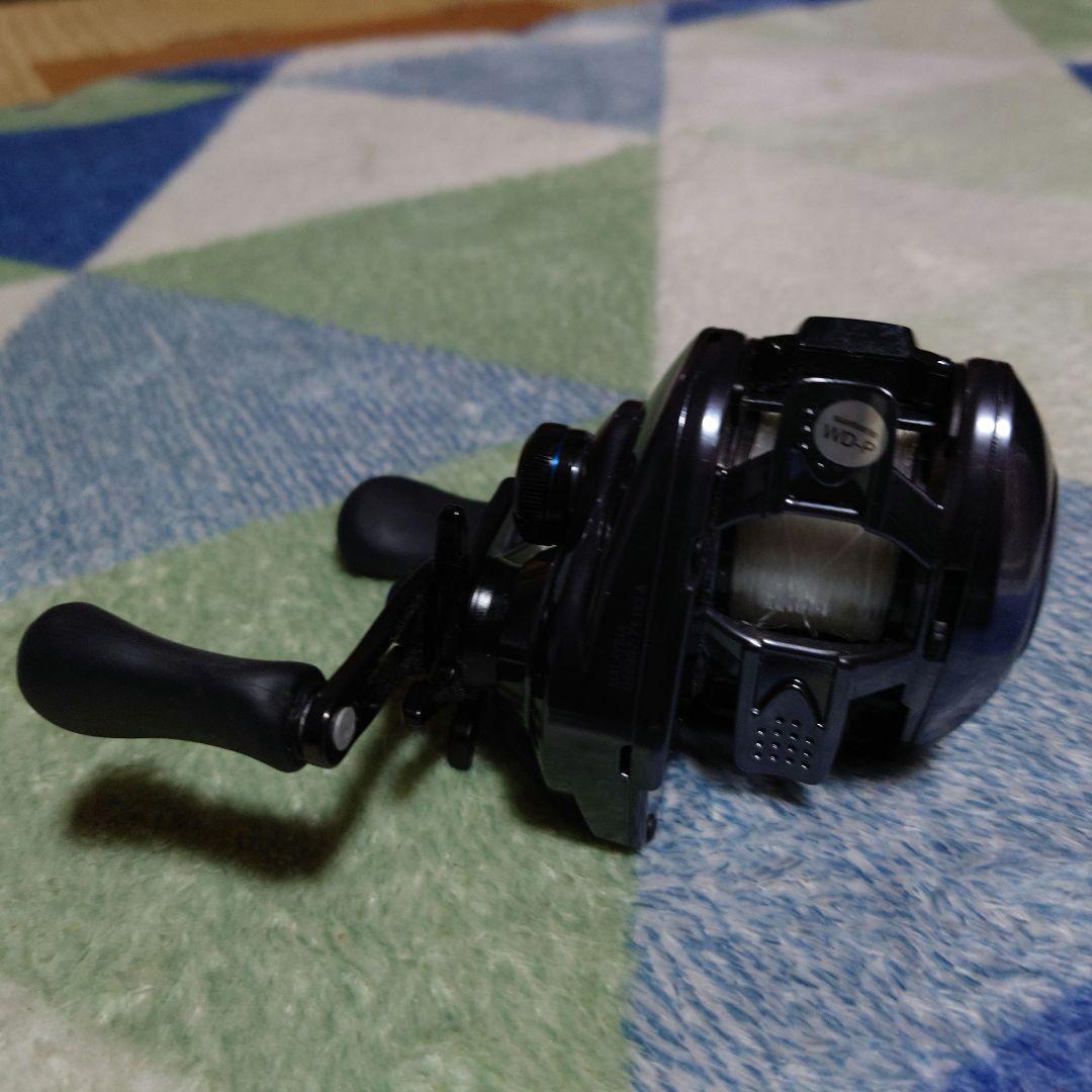 シマノ　SLX 71HG フィッシングリール