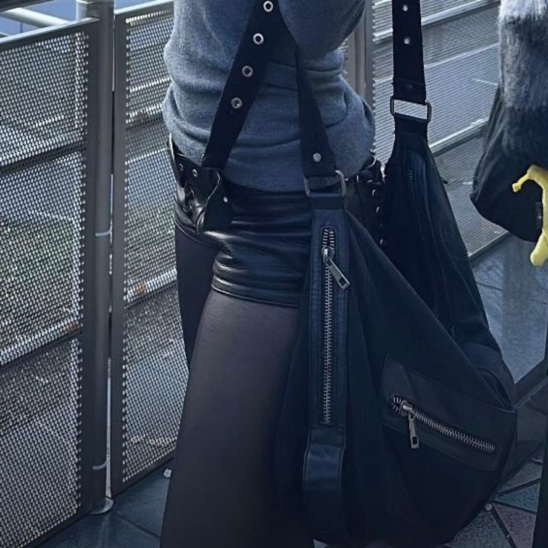 Ginzi レザー ブラック ショートパンツ スタッズ