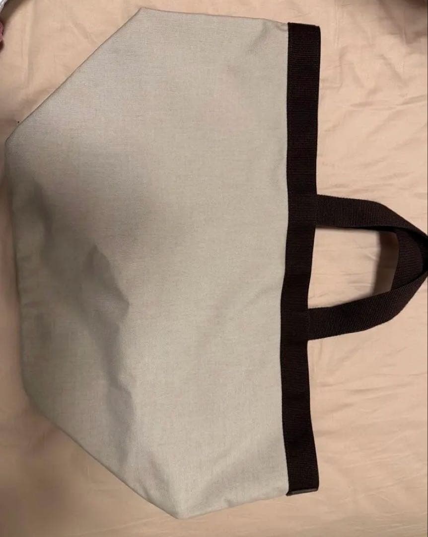 ベージュ トートバッグ エルベシャプリエ