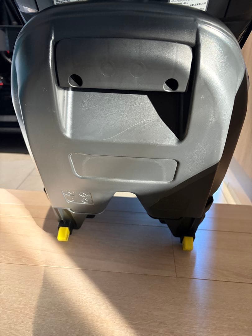 ApricaISOFIXチャイルドシートフラディアプラスシルバーブラック