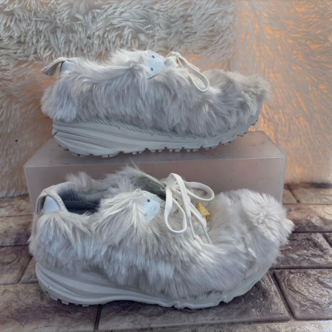 美品　激レアUGG アトモス CA805 X 2020 スニーカー　24cm