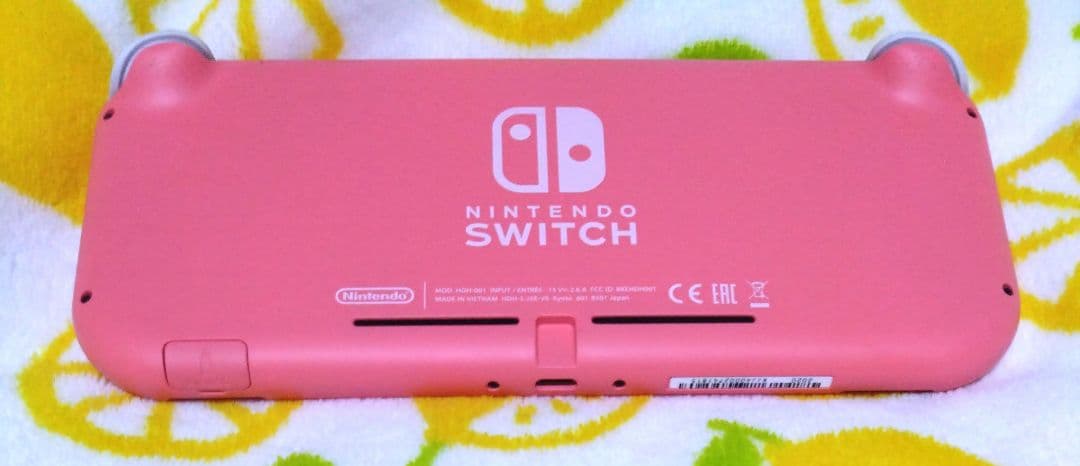 Nintendo Switch Lite コーラル（ピンク）本体+充電器