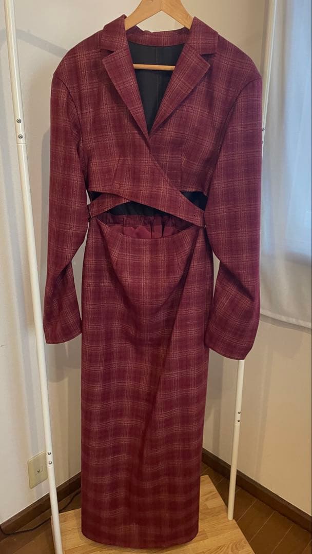 週末限定値下⭐︎【新品タグ付き】WAIST CROSS CHECK DRESS