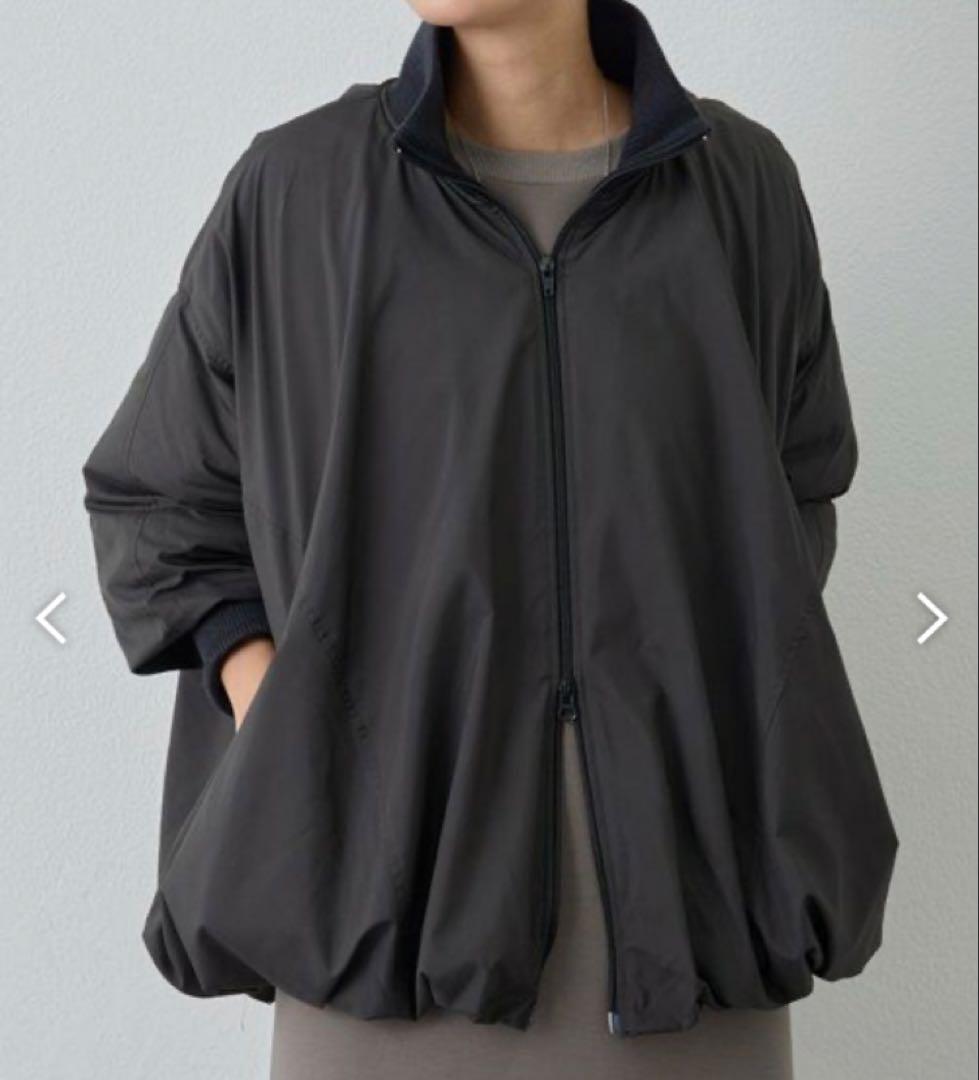 今季新品タグ付き　BEARDSLEY 中綿バルーンブルゾン　ブラック