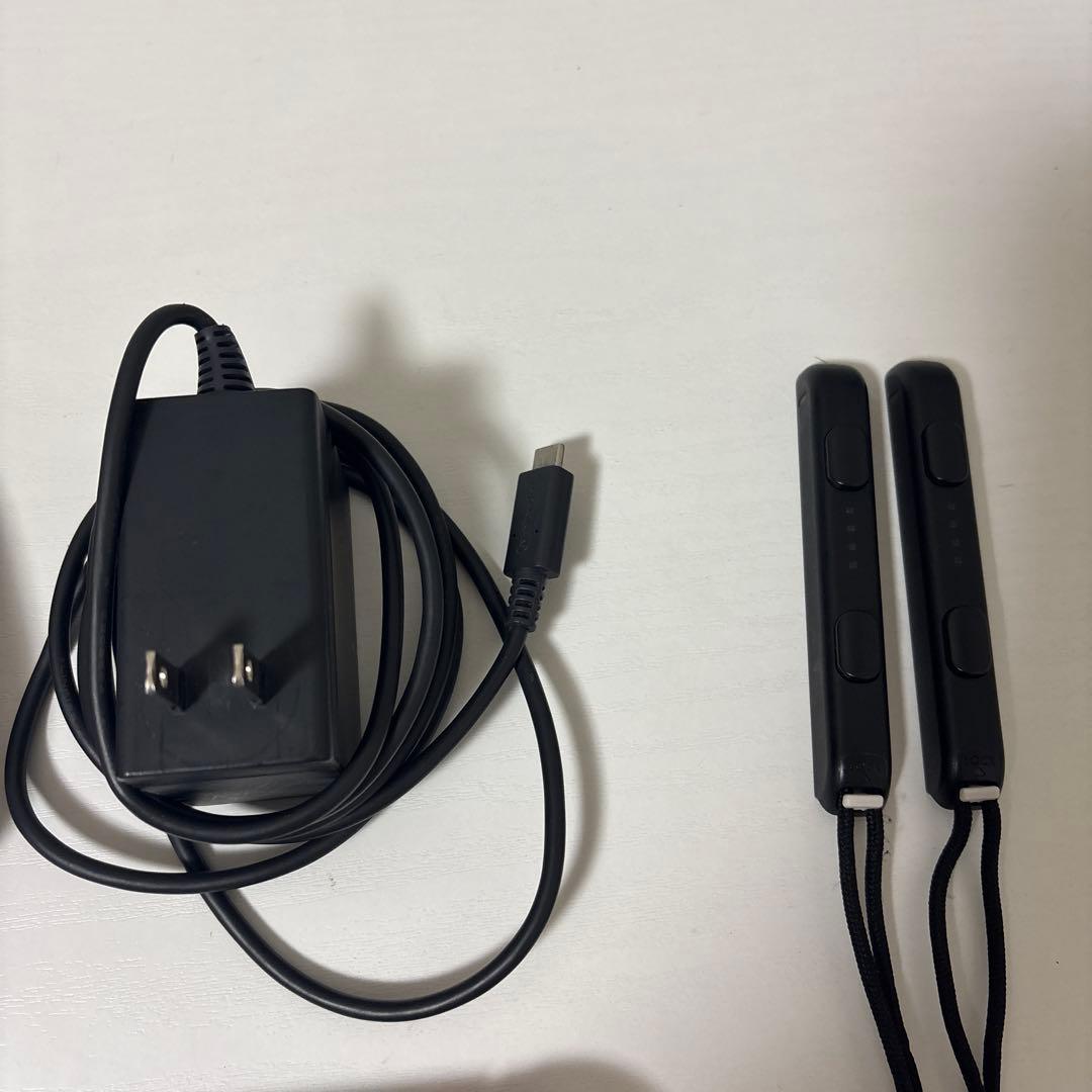 Nintendo Switch 本体 赤/青 箱付き