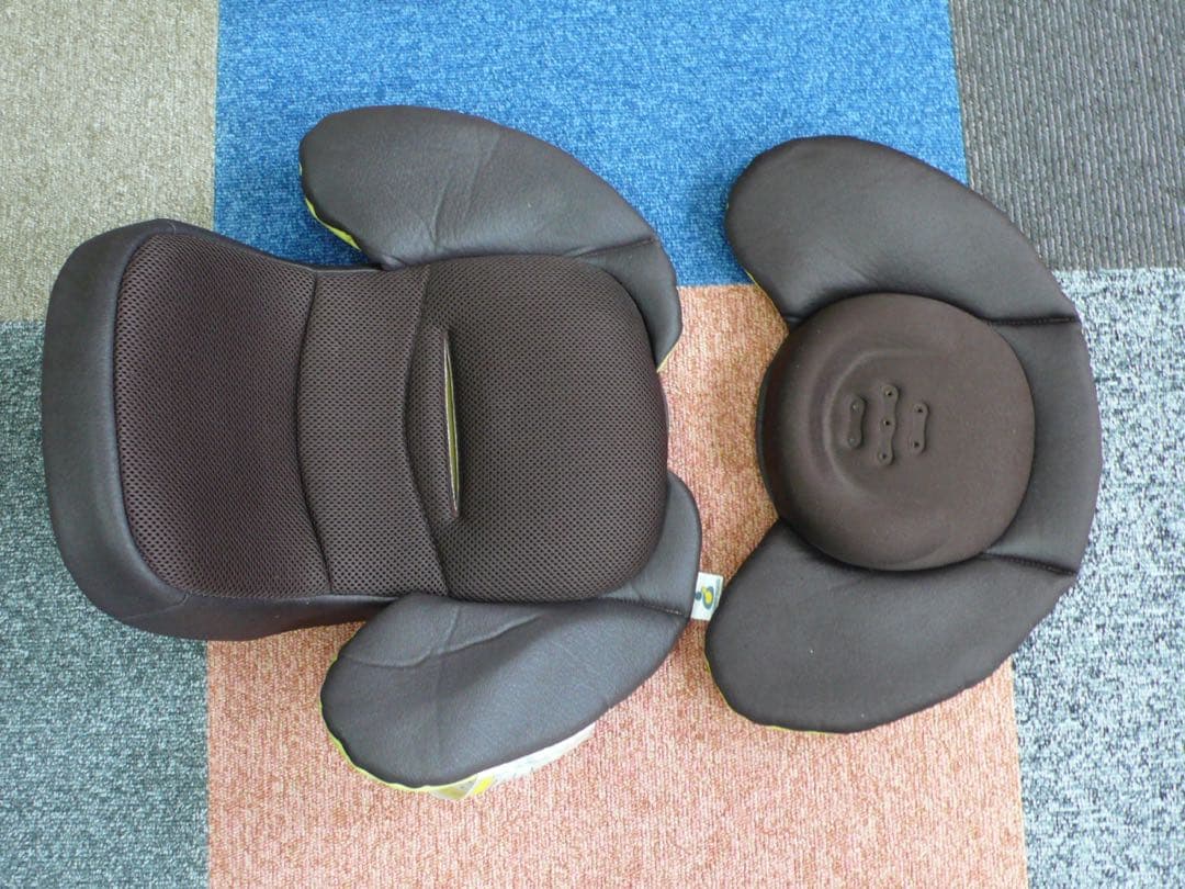 Combi チャイルドシート ブラウン/ライムグリーン