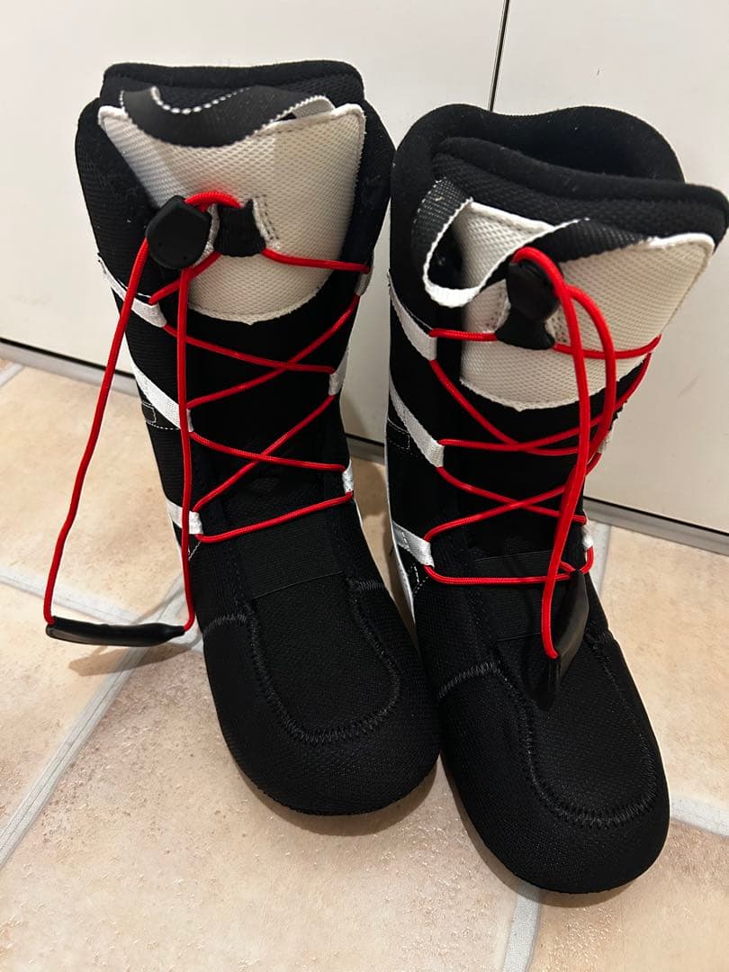 値下げ　DEELUXE 女性用スノーボードブーツ