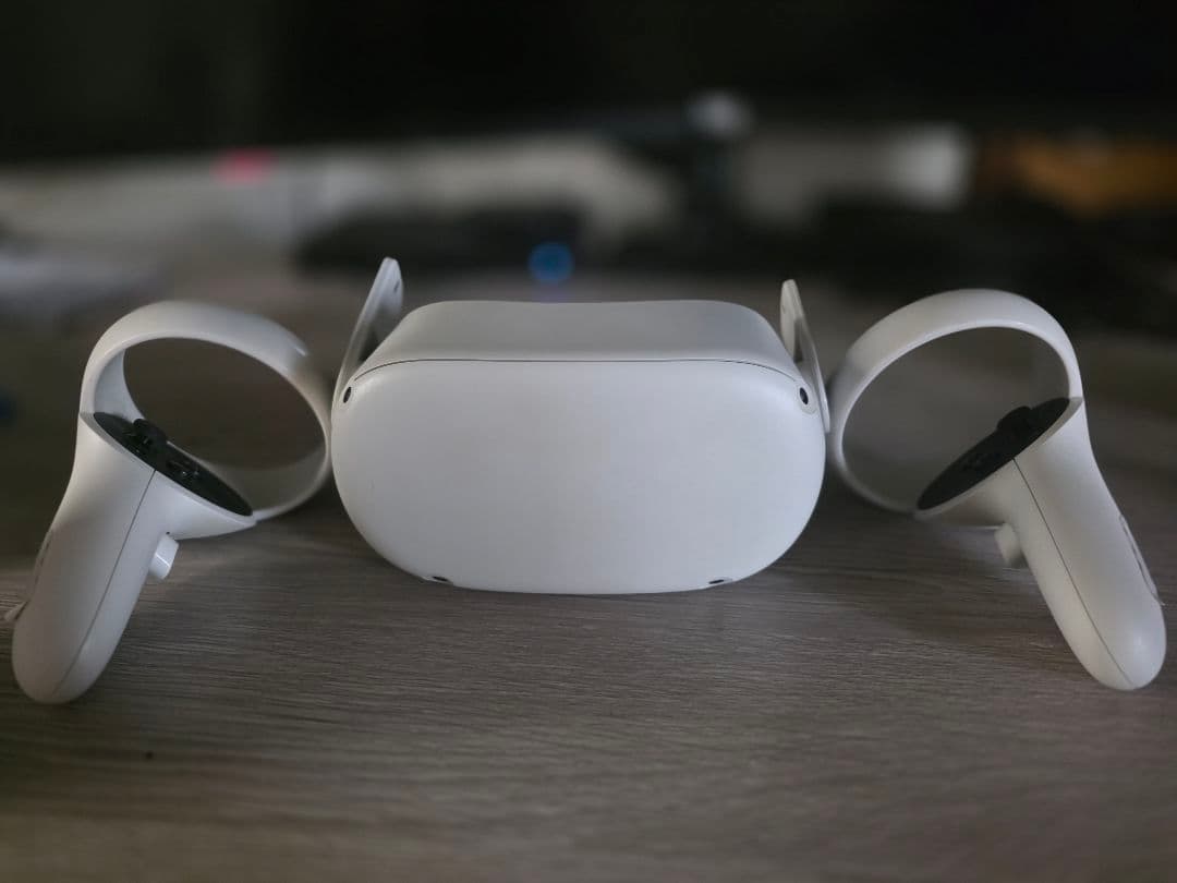 ヘッドホン  Quest 2 64GB