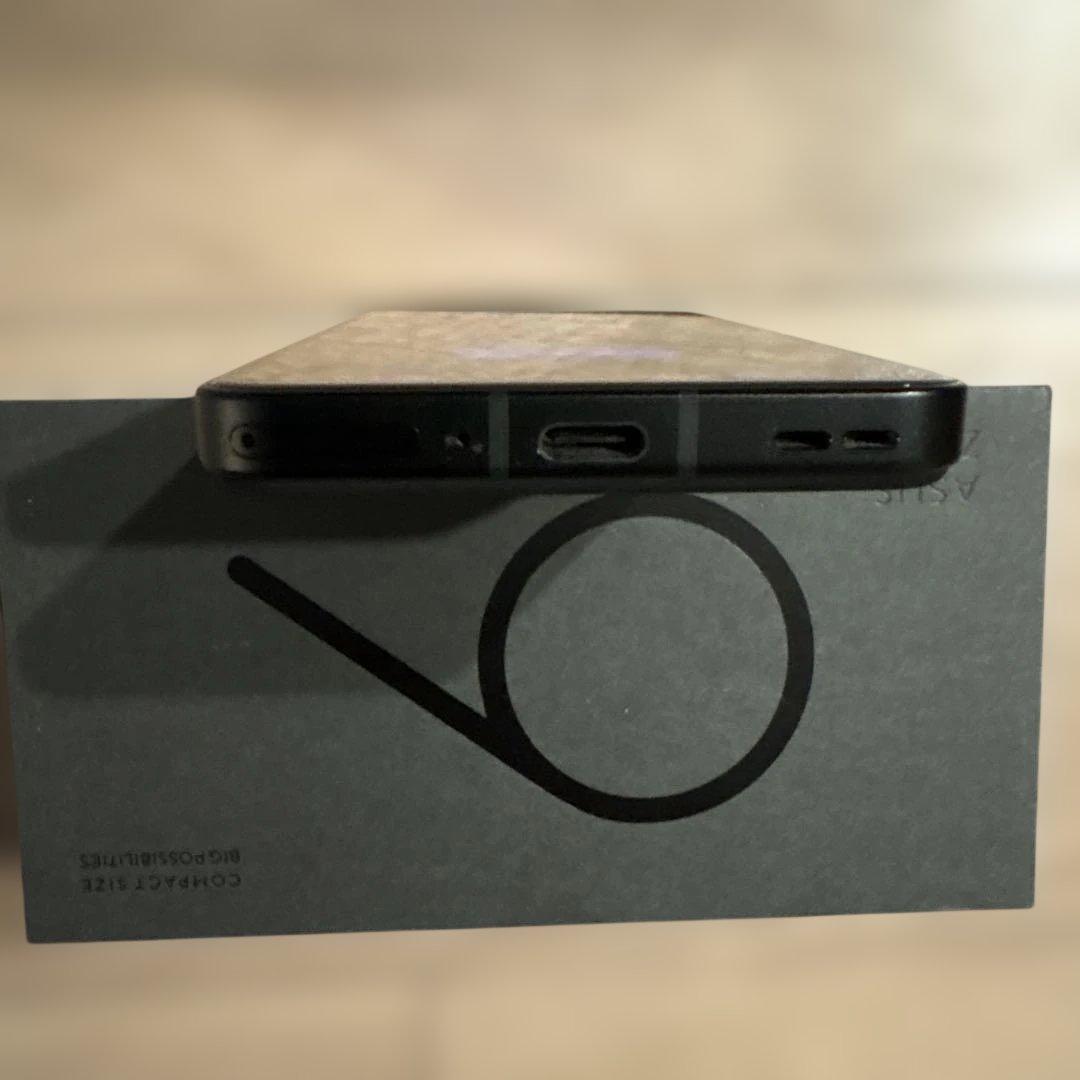 スマートフォン本体 zenfone9