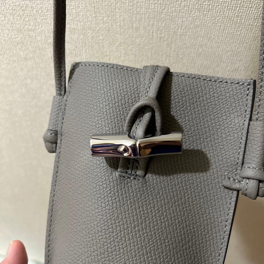 新品・未使用　ロンシャン　ポーチ　携帯ケース