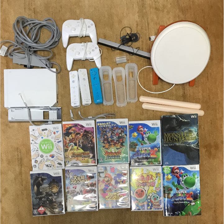 Wii本体とリモコン