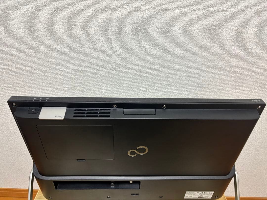 富士通 一体型PC【初期設定済み】SSD搭載 / TVチューナー/ 筆ぐるめ付き