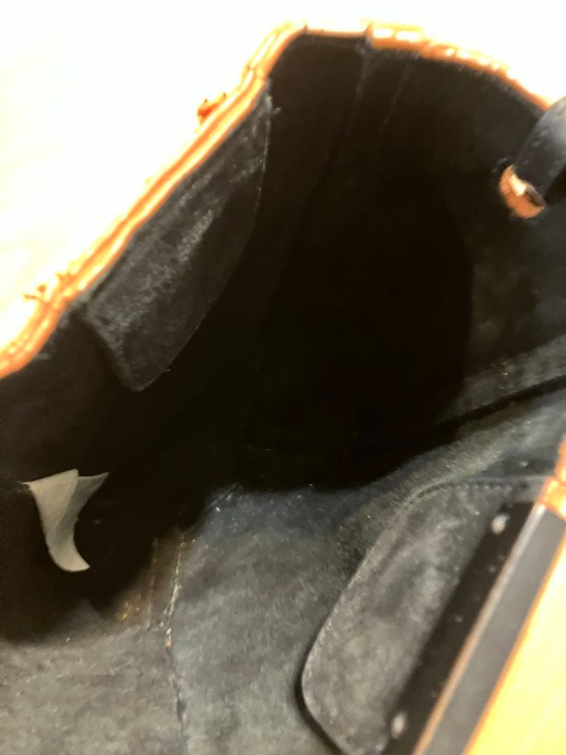 【OSKLEN】オスクレン ピラルク レザー ショルダーバッグ