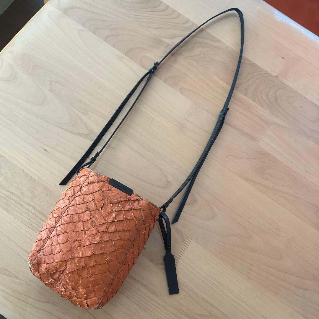 【OSKLEN】オスクレン ピラルク レザー ショルダーバッグ