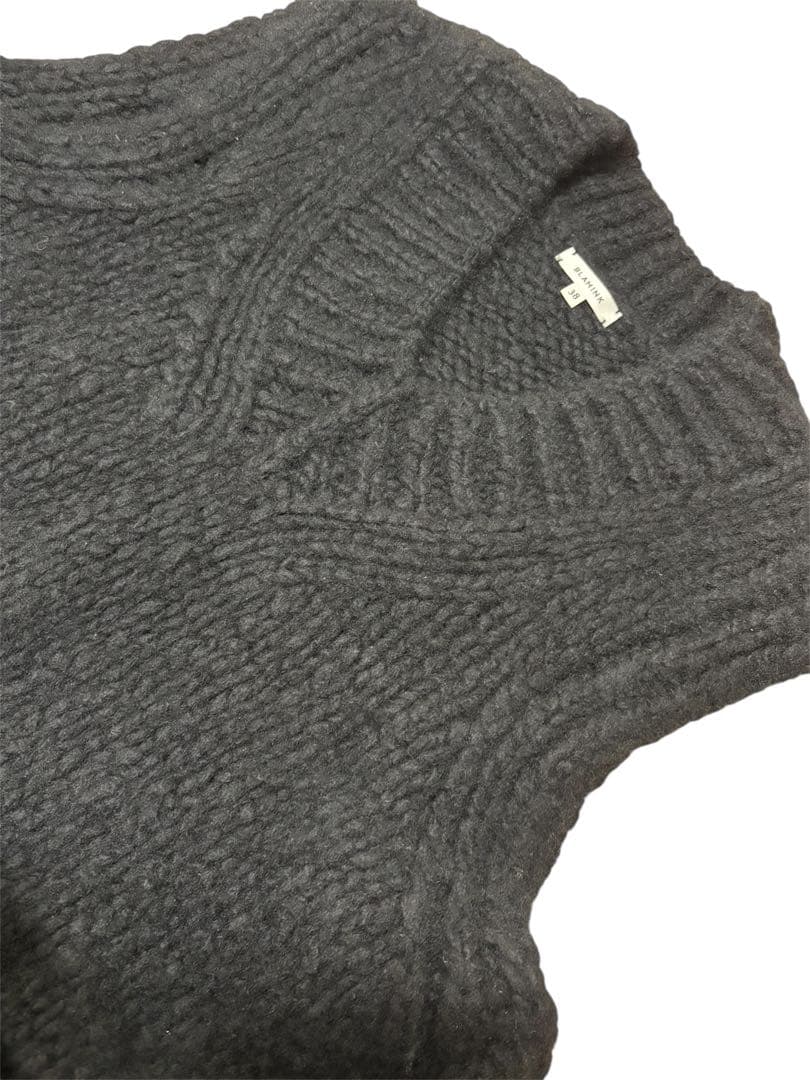 BLAMINKブラミンク38サイズ黒 ブラック カシミア100% Vネックニット