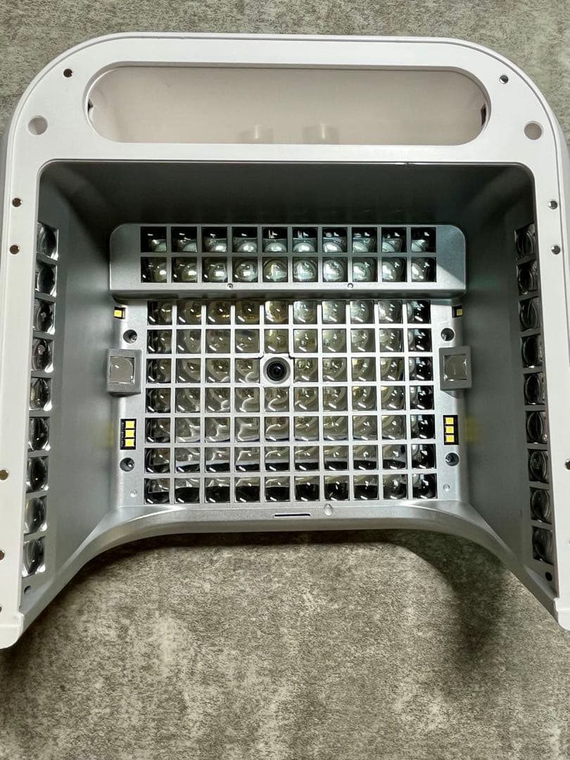 AI NAIL LAMP ホワイト