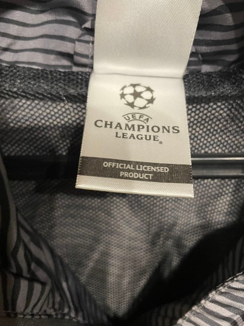 マンチェスターユナイテッドチャンピオンズリーグトレーニングウェア　セットアップ