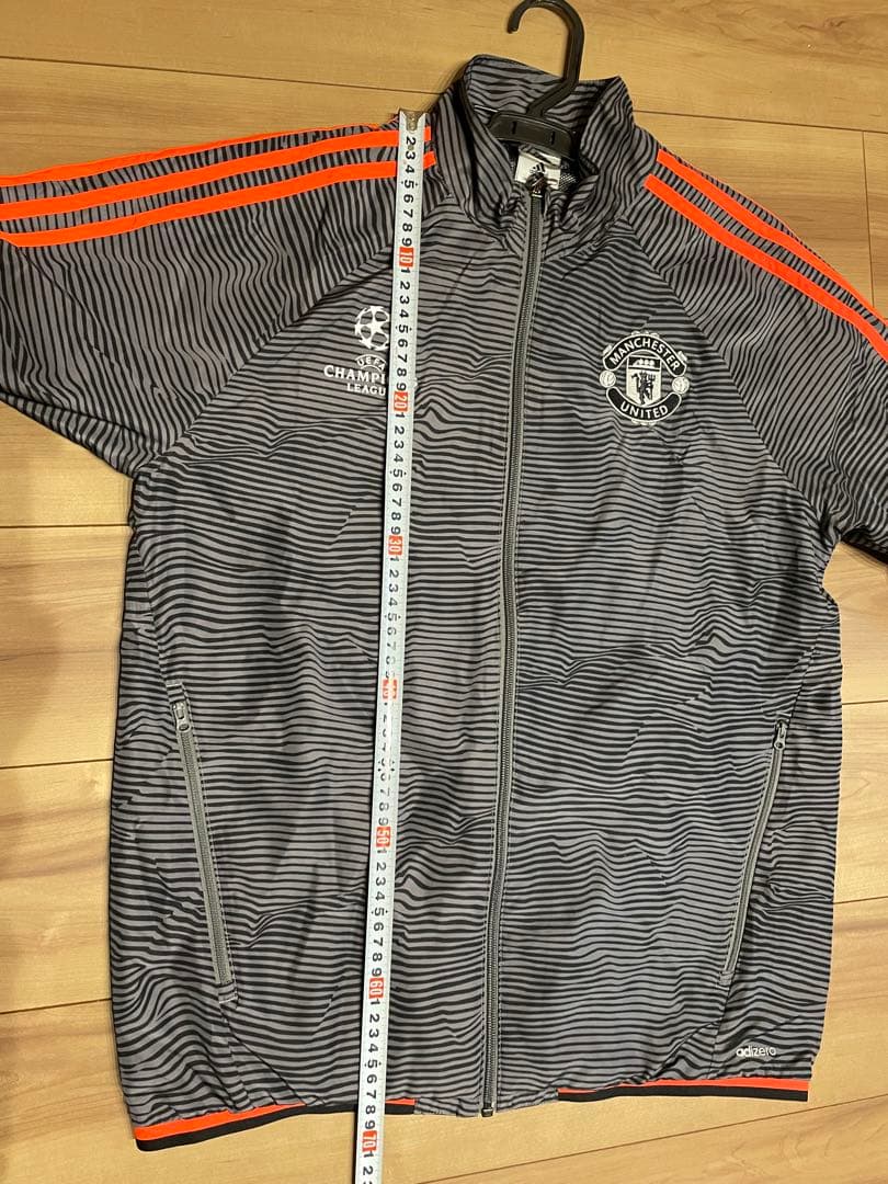マンチェスターユナイテッドチャンピオンズリーグトレーニングウェア　セットアップ