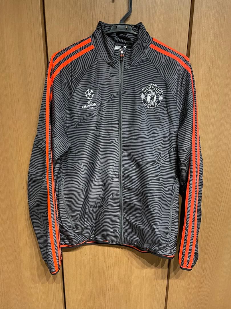 マンチェスターユナイテッドチャンピオンズリーグトレーニングウェア　セットアップ