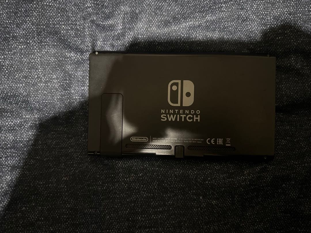Nintendo Switch 本体のみ　動作問題なし　64GBのSDカード付き