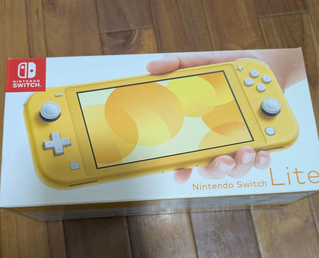 Nintendo Switch Lite イエロー 美品です！