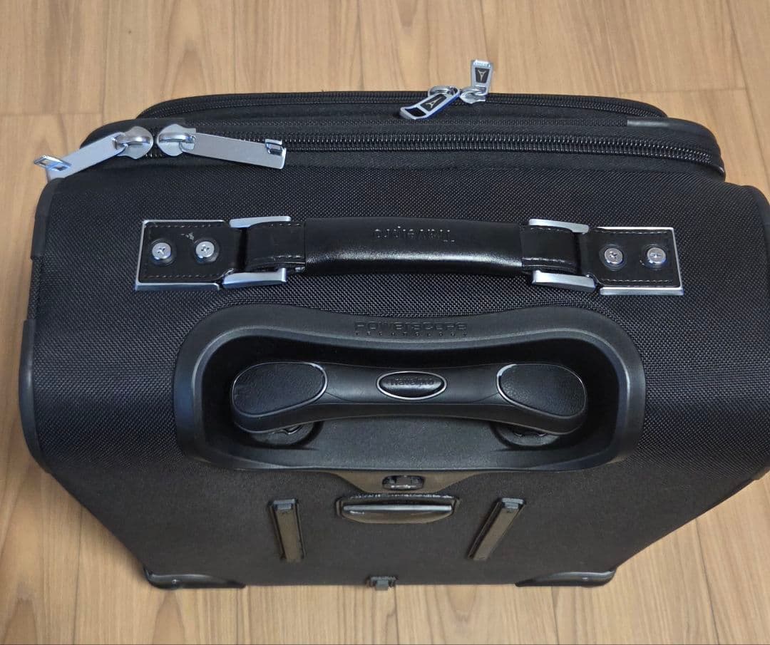 【美品】Travelpro キャリーケース 機内持ち込み可　39L