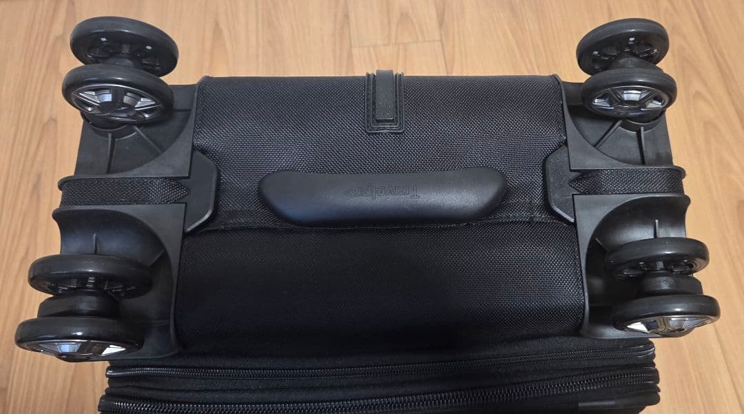 【美品】Travelpro キャリーケース 機内持ち込み可　39L