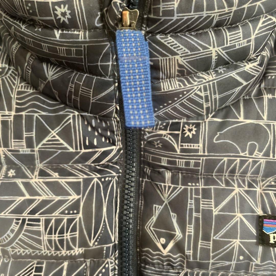 美品　パタゴニア　キッズダウンセーター　2017年柄