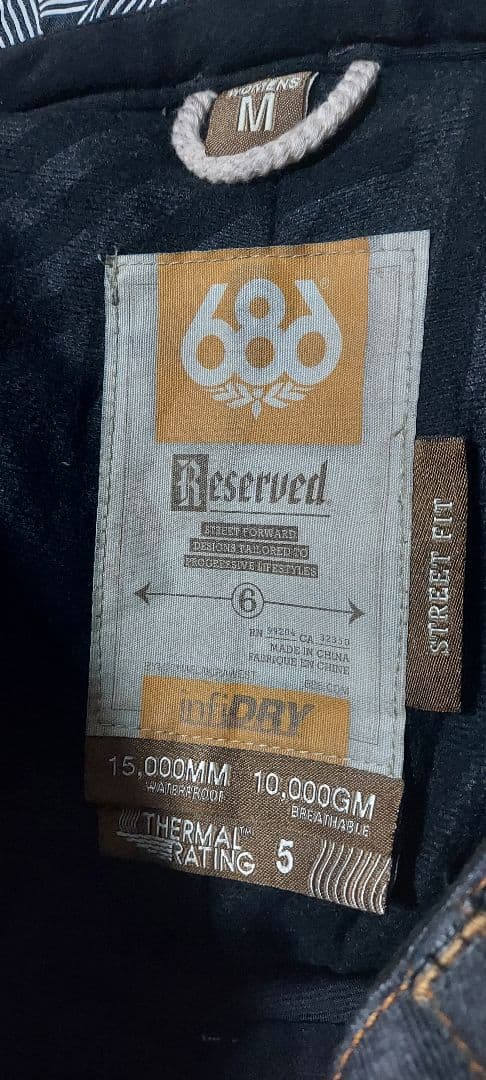美品 686 スノーボードパンツ デニム風