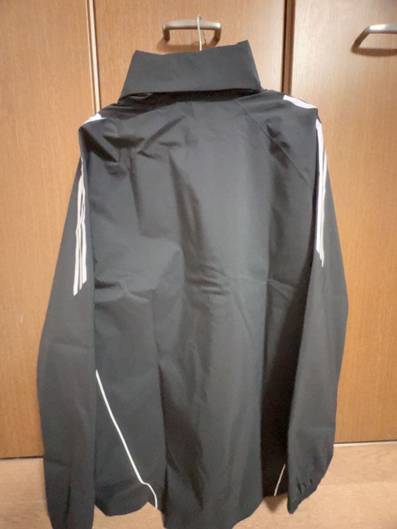 【美品/新品 未使用】adidas ブラック ウィンドブレーカー