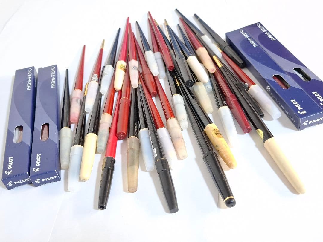 d*2様 デスクペン　40本まとめ　パイロット　プラチナ万年筆　セーラー　未使用