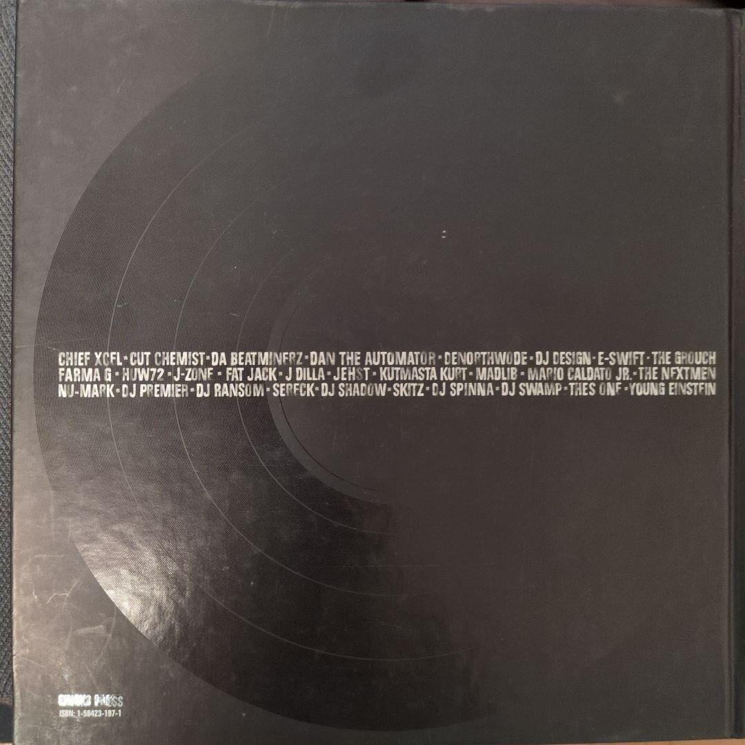 BEHIND THE BEAT 2005年初回出版 j dilla