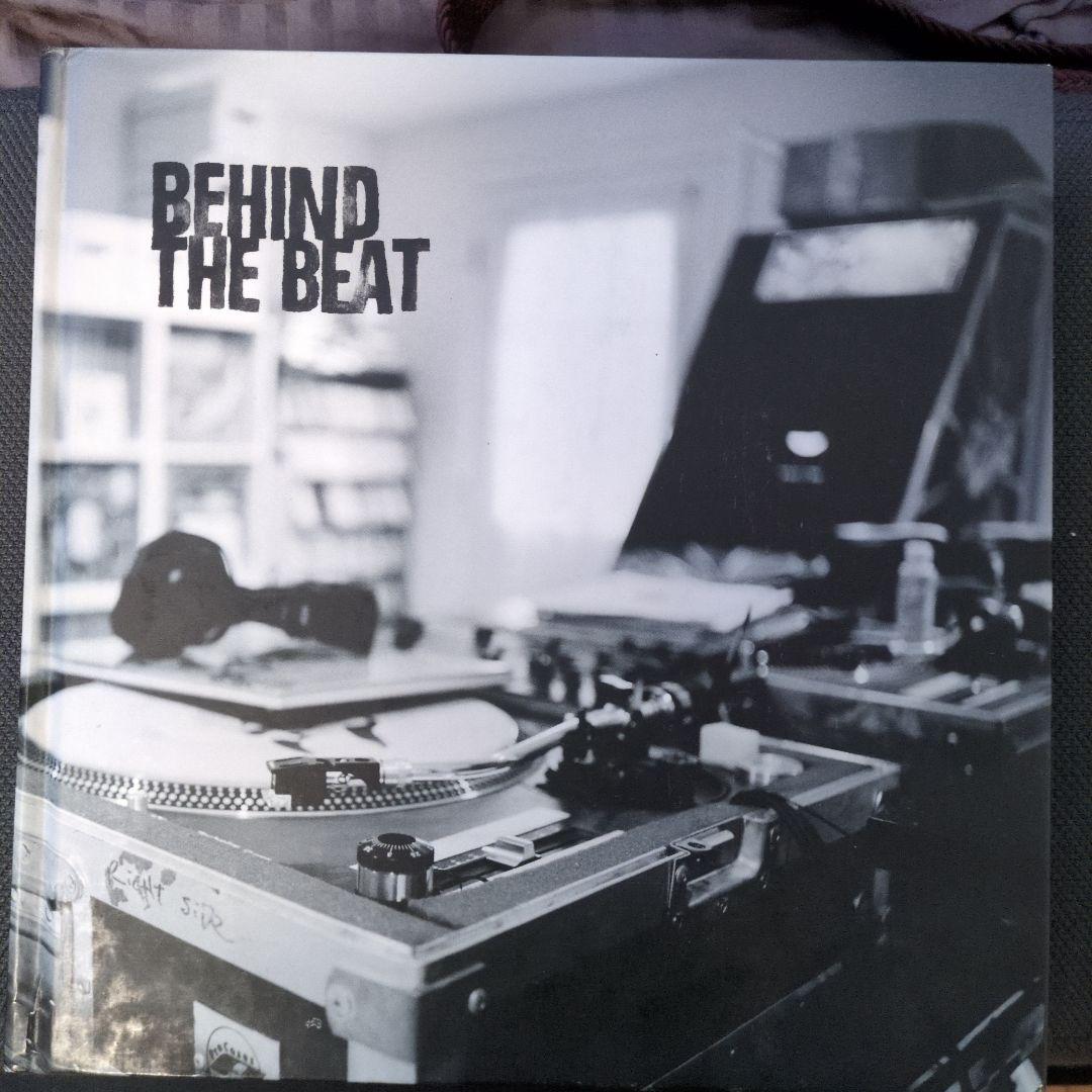 BEHIND THE BEAT 2005年初回出版 j dilla